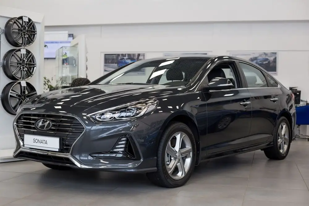 How reliable are Hyundai Sonatas to drive? Find the pros and cons by year's list of that vehicle