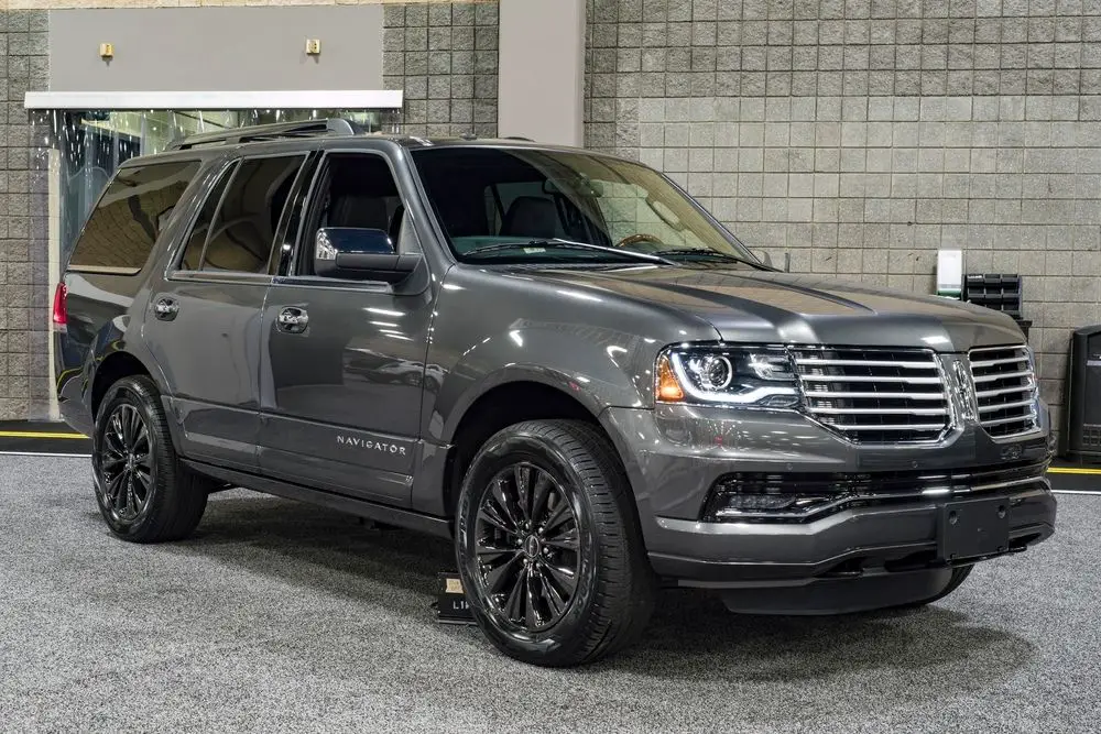 Is Lincoln Navigator a good car? There are good ones and bad ones so you read my guide to pick the most reliable one