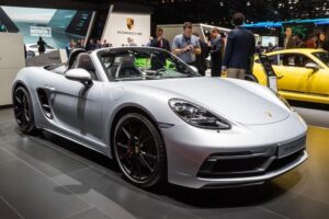 What model years of the Porsche Boxsters are reliable to buy? Read my guide to know the good and bad of that vehicle