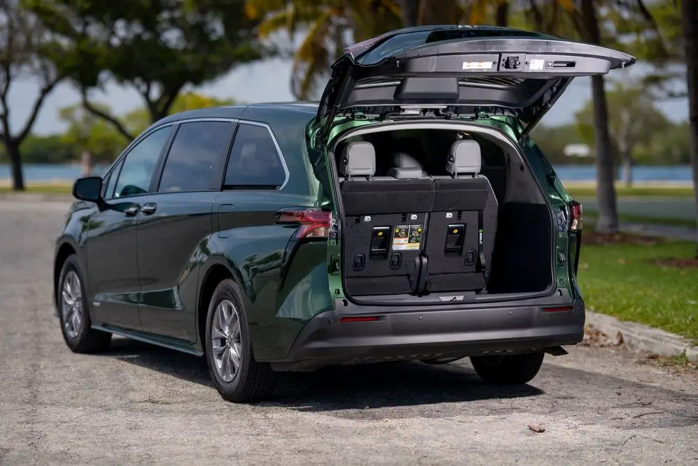 How Long Do Toyota Siennas Last? [Get Reliable Answers]