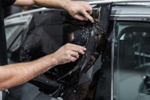 Learn if you can tint your front windows in Illinois or not