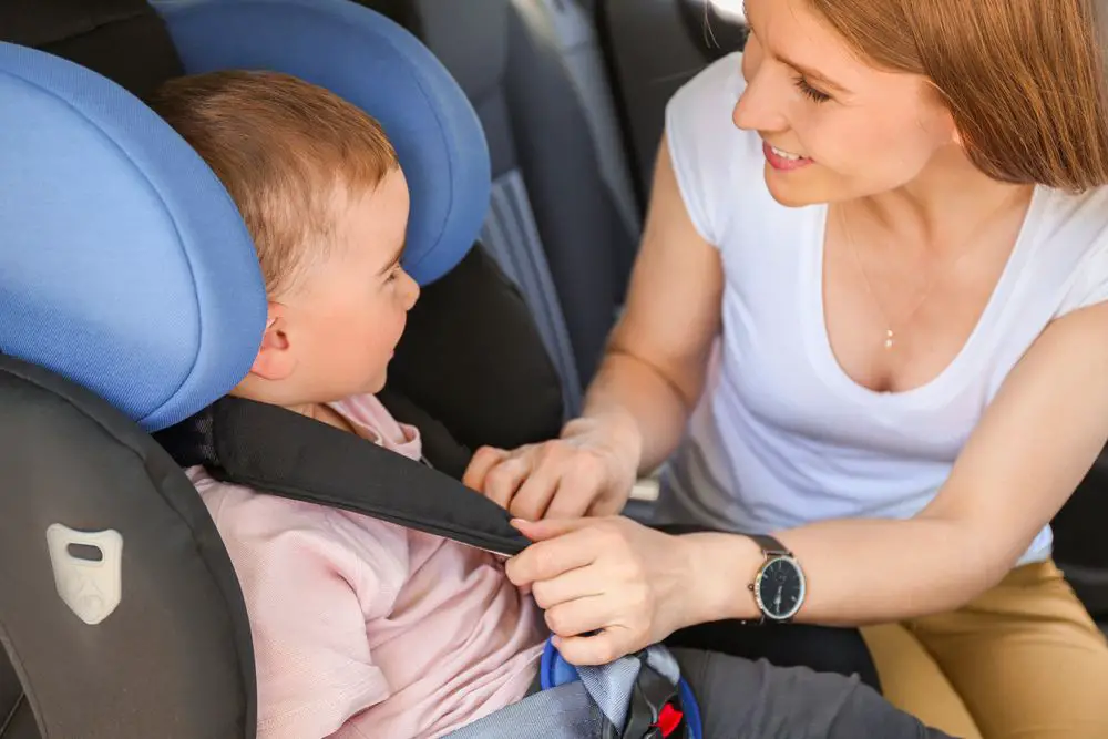 When can my child move to a booster seat in Minnesota? Let's find out