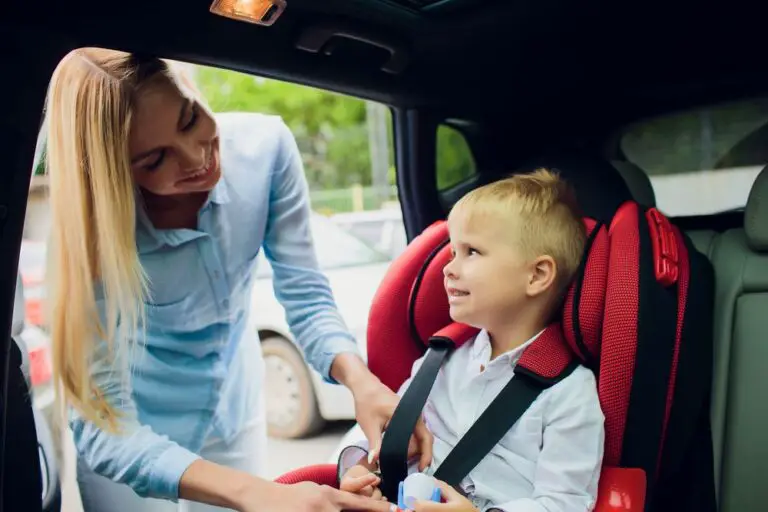 North Dakota Car Seat Laws & Requirements [2024 Updated]