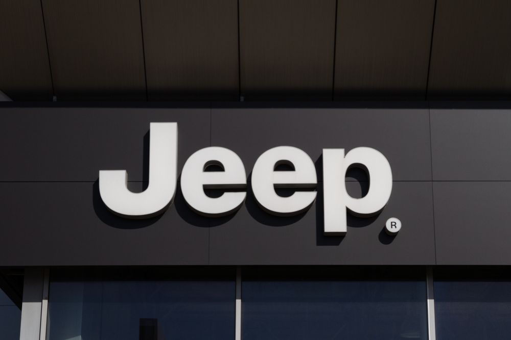 Why Won't My Jeep Liberty Start? Causes, Effects & Solutions