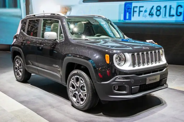 Why Won't My Jeep Renegade Start? [Causes & Solutions]
